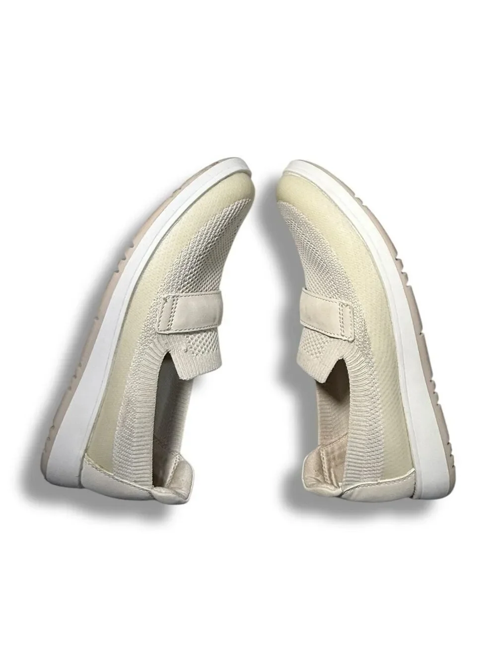 Time and Tru Women's Two-Tone Comfort Loafers Bone Size 8